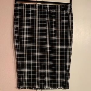 Black and White Plaid Women's Skirt